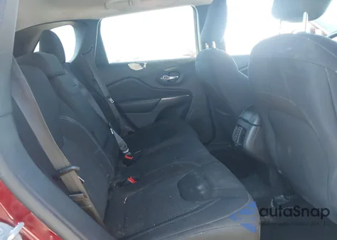 2019 Jeep Cherokee Latitude Fwd z USA, uszkodzony, nr VIN 1C4PJLCB9KD266638